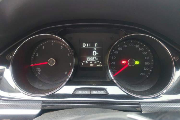 Used Volkswagen C-TREK 2018 230TSI DSG Comfort Model Instrument Cluster