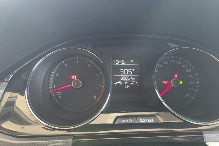 Used Volkswagen C-TREK 2018 1.5L Automatic Comfort Model Instrument Cluster