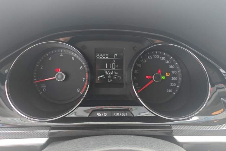 Used Volkswagen C-TREK 2018 1.5L Automatic Comfort Model Instrument Cluster