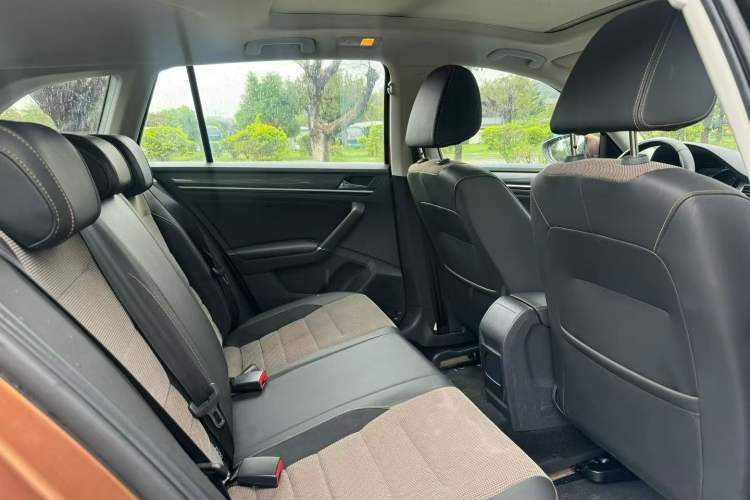 Used Volkswagen C-TREK 2018 1.5L Automatic Comfort Model Interior 2