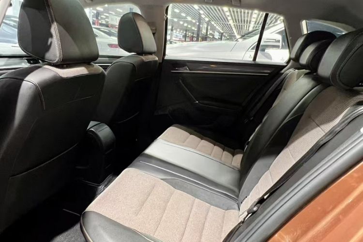 Used Volkswagen C-TREK 2018 1.5L Automatic Comfort Model Interior 3