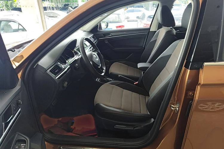 Used Volkswagen C-TREK 2018 1.5L Automatic Comfort Model Left Front Seat