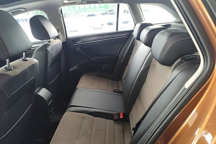 Used Volkswagen C-TREK 2018 1.5L Automatic Comfort Model Left Rear Seat