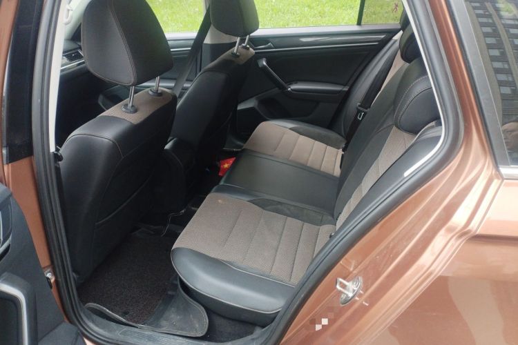 Used Volkswagen C-TREK 2018 230TSI DSG Comfort Model Left Rear Seat