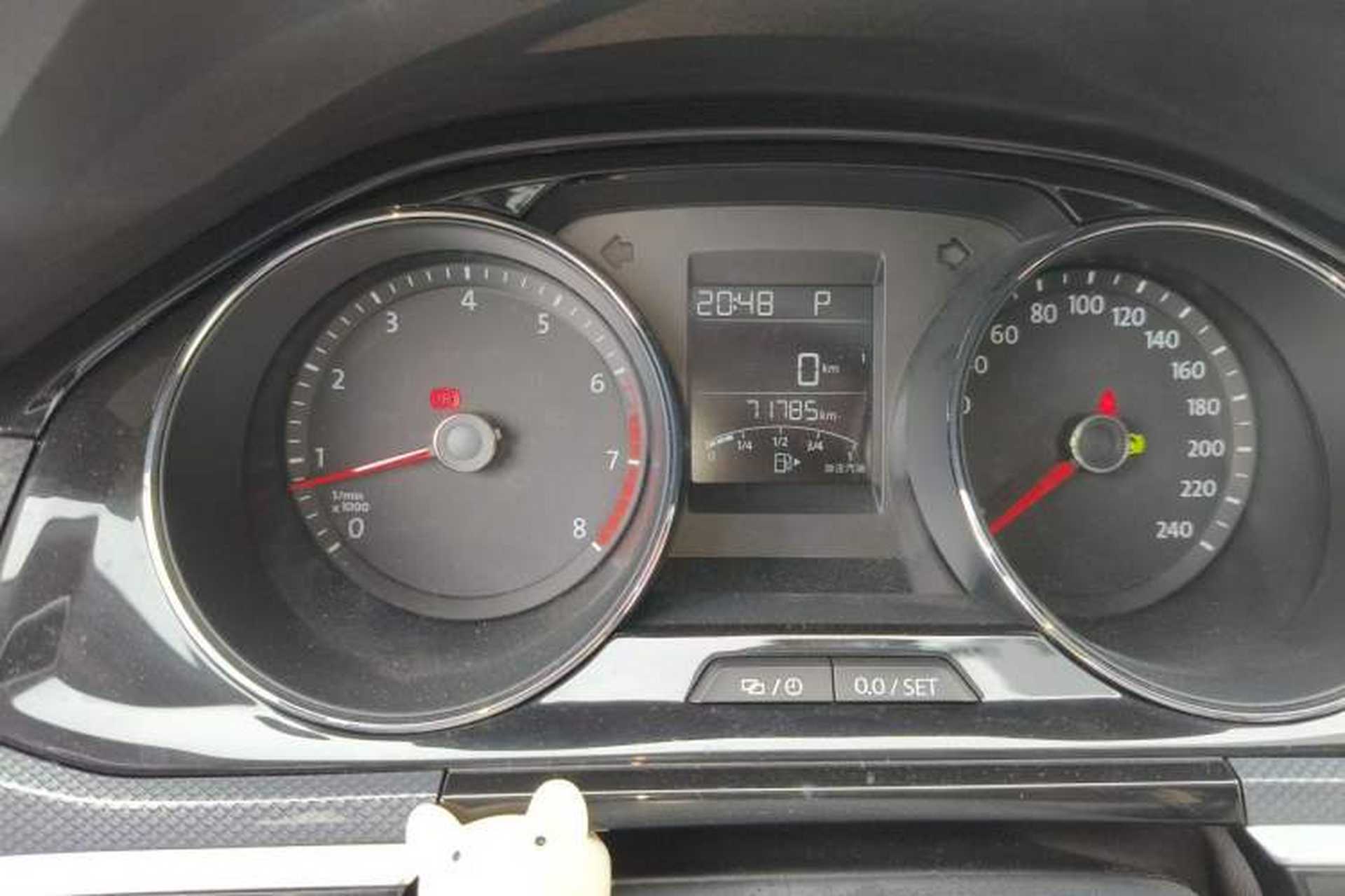 Used Volkswagen C-TREK 2018 1.5L Automatic Comfort Model Odometer Close Up