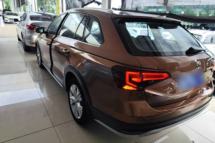Used Volkswagen C-TREK 2018 1.5L Automatic Comfort Model Rear Left 45 Deg