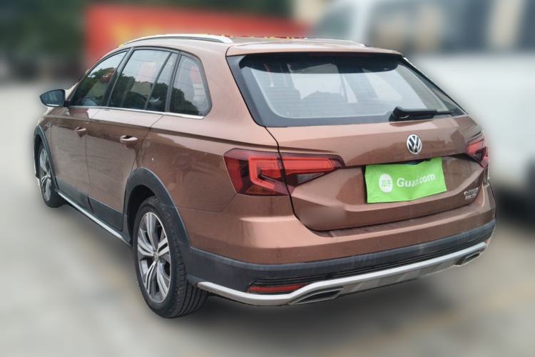 Used Volkswagen C-TREK 2018 230TSI DSG Luxury Version Rear Left 45 Deg