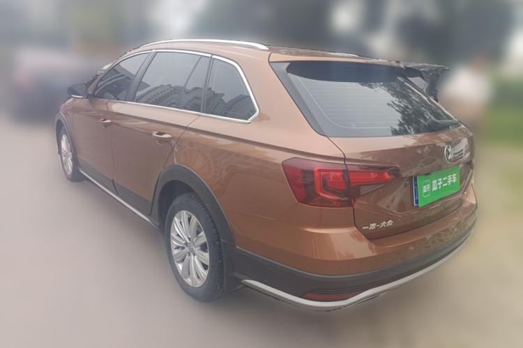 Used Volkswagen C-TREK 2018 1.5L Automatic Fashion Model Rear Left 45 Deg