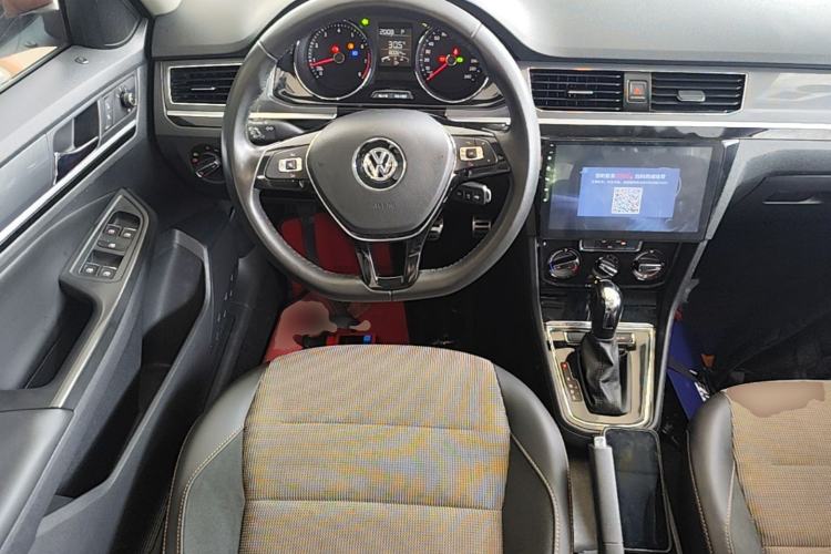 Used Volkswagen C-TREK 2018 1.5L Automatic Comfort Model Steering Wheel