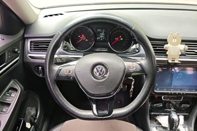 Used Volkswagen C-TREK 2018 230TSI DSG Comfort Model Steering Wheel