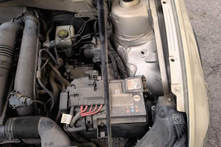 Used Volkswagen C-TREK 2018 230TSI DSG Comfort Model Engine Bay Left
