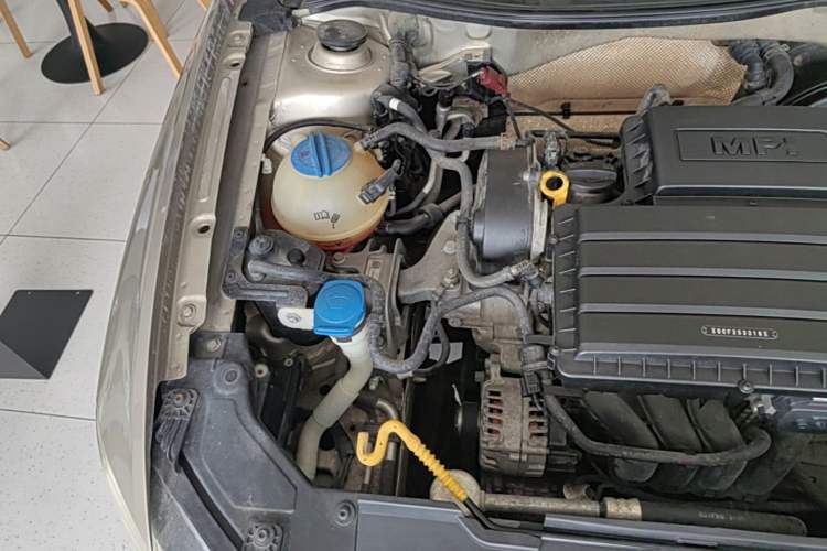 Used Volkswagen C-TREK 2018 1.5L Automatic Comfort Model Engine Bay Right