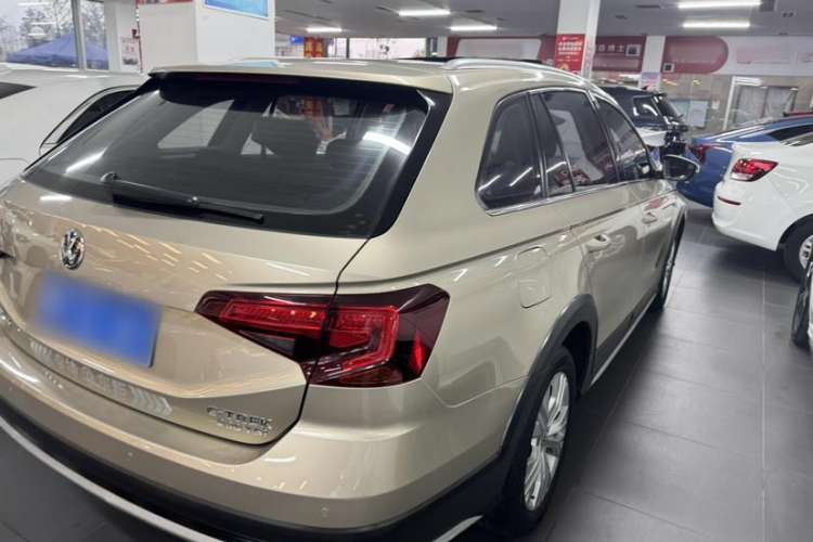 Used Volkswagen C-TREK 2018 230TSI DSG Comfort Model Exterior 3