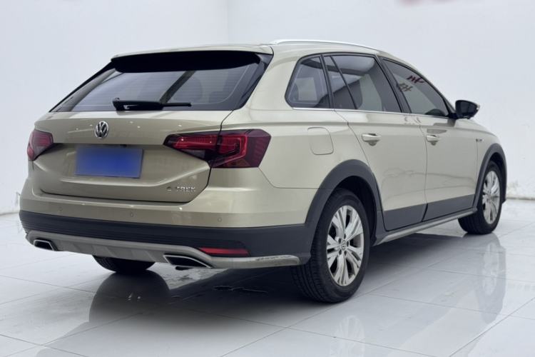 Used Volkswagen C-TREK 2018 1.5L Automatic Comfort Model Exterior 3