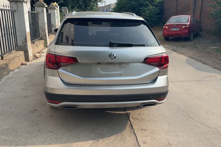 Used Volkswagen C-TREK 2018 230TSI DSG Comfort Model Exterior 4