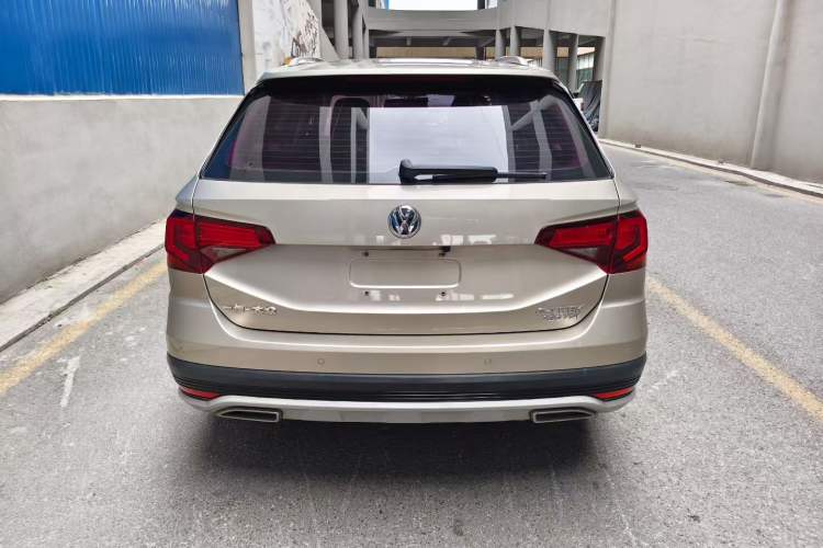Used Volkswagen C-TREK 2018 230TSI DSG Comfort Model Exterior 4