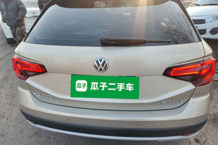 Used Volkswagen C-TREK 2018 230TSI DSG Comfort Model Exterior 4