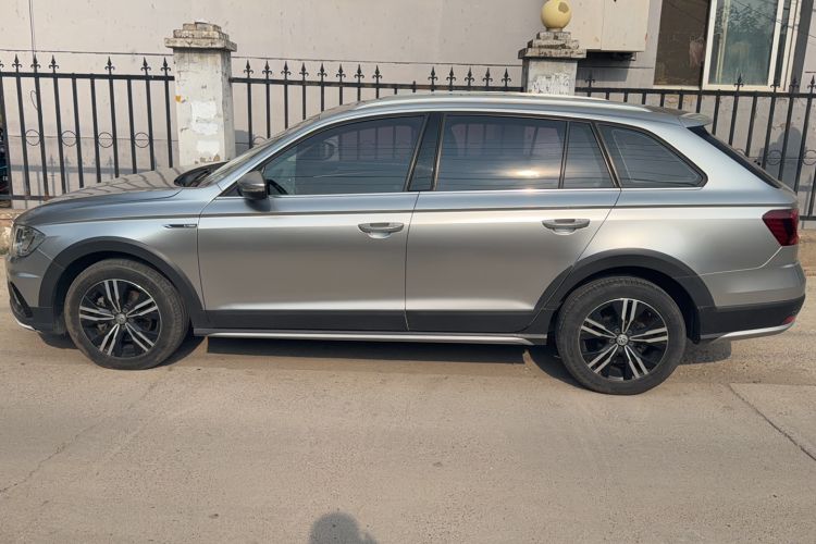 Used Volkswagen C-TREK 2018 230TSI DSG Comfort Model Exterior 5