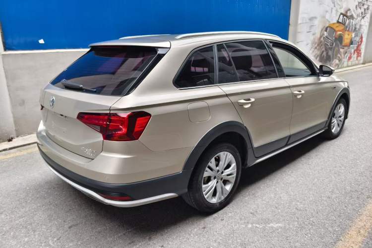 Used Volkswagen C-TREK 2018 230TSI DSG Comfort Model Exterior 5