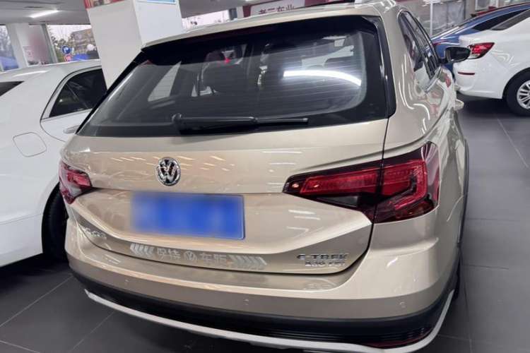 Used Volkswagen C-TREK 2018 230TSI DSG Comfort Model Exterior 5