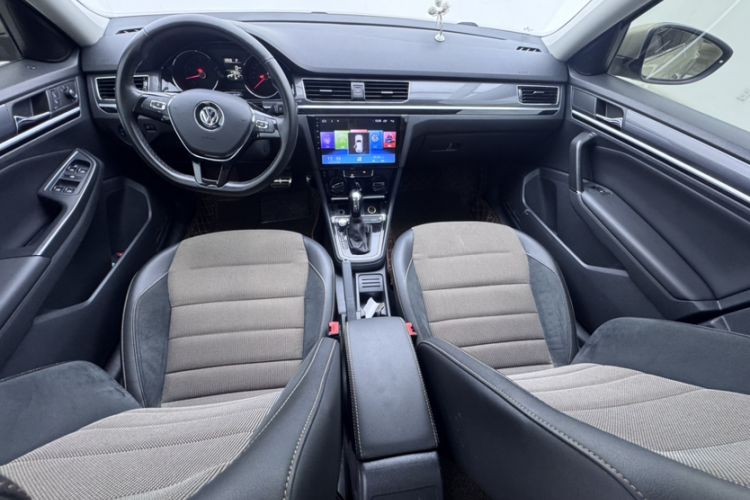 Used Volkswagen C-TREK 2018 1.5L Automatic Comfort Model Exterior 5
