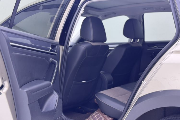 Used Volkswagen C-TREK 2018 1.5L Automatic Comfort Model Exterior 7
