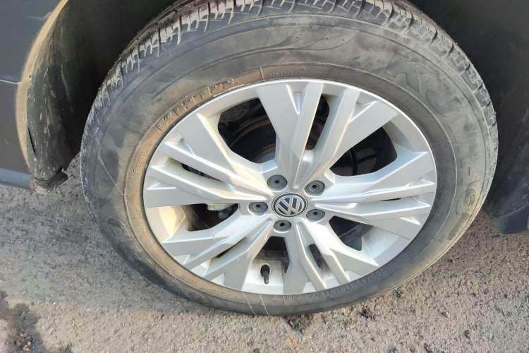 Used Volkswagen C-TREK 2018 230TSI DSG Comfort Model Exterior 8