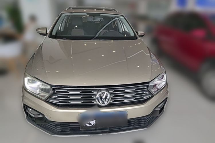Used Volkswagen C-TREK 2018 1.5L Automatic Comfort Model Front