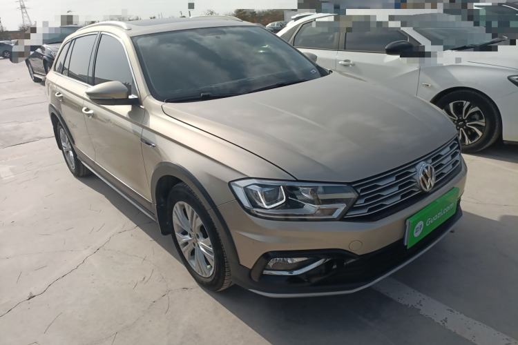 Used Volkswagen C-TREK 2018 1.5L Manual Comfort Model Front Right 45 Deg