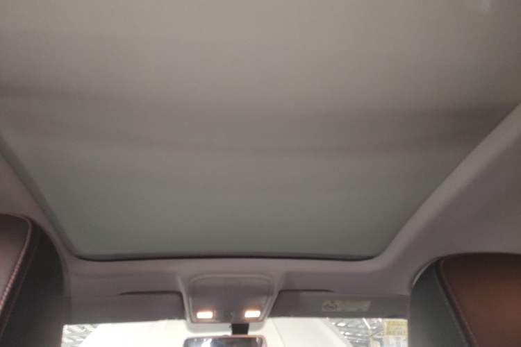 Used Volkswagen C-TREK 2018 1.5L Automatic Comfort Model Headliner