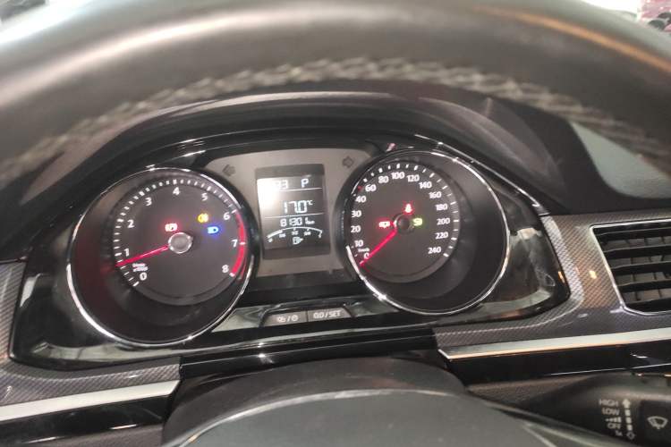 Used Volkswagen C-TREK 2018 1.5L Automatic Comfort Model Instrument Cluster
