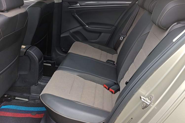 Used Volkswagen C-TREK 2018 1.5L Automatic Comfort Model Left Rear Seat