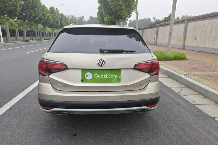 Used Volkswagen C-TREK 2018 1.5L Automatic Fashion Model Rear
