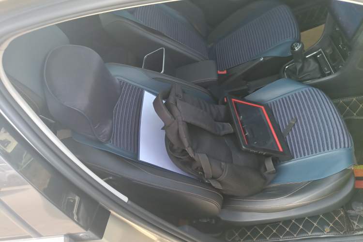 Used Volkswagen C-TREK 2018 1.5L Manual Comfort Model Right Front Seat