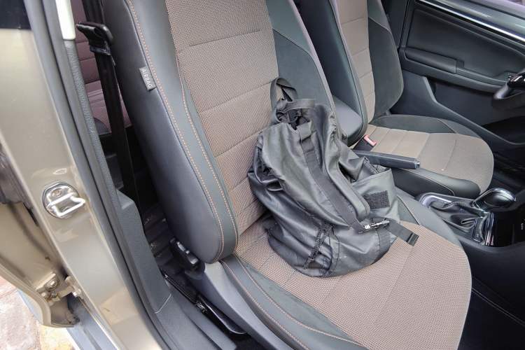 Used Volkswagen C-TREK 2018 1.5L Automatic Comfort Model Right Front Seat
