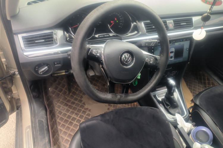 Used Volkswagen C-TREK 2018 230TSI DSG Comfort Model Steering Wheel
