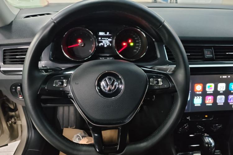 Used Volkswagen C-TREK 2018 230TSI DSG Comfort Model Steering Wheel