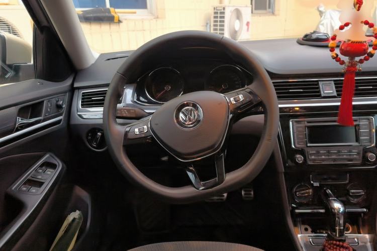 Used Volkswagen C-TREK 2018 230TSI DSG Comfort Model Steering Wheel