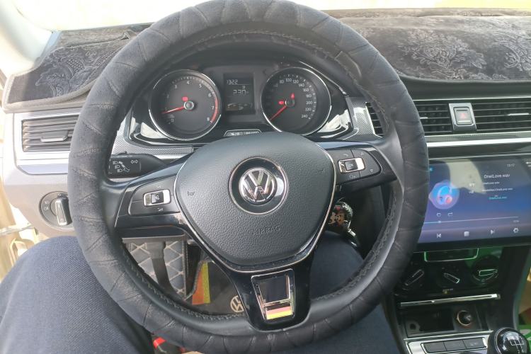 Used Volkswagen C-TREK 2018 1.5L Manual Comfort Model Steering Wheel