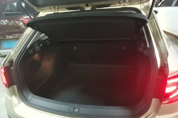 Used Volkswagen C-TREK 2018 1.5L Automatic Comfort Model Trunk