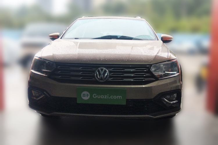 Used Volkswagen C-TREK 2018 1.5L Automatic Luxury Edition Front