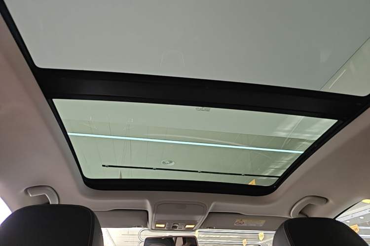 Used Volkswagen C-TREK 2018 230TSI DSG Comfort Model Headliner