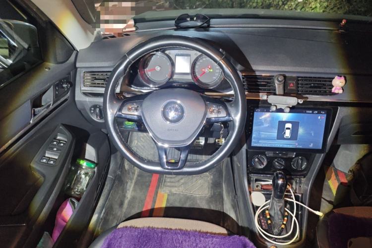 Used Volkswagen C-TREK 2018 230TSI DSG Comfort Model Steering Wheel