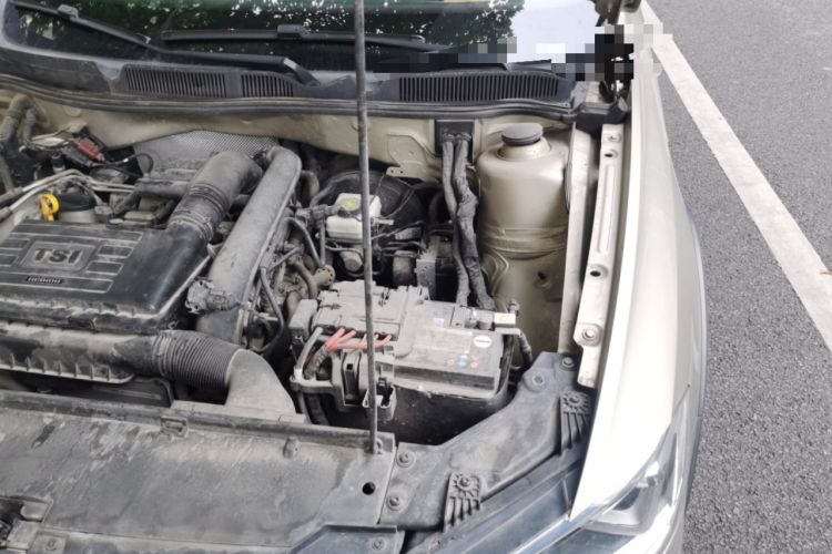 Used Volkswagen C-TREK 2018 230TSI DSG Comfort Model Engine Bay Left