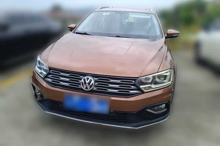 Used Volkswagen C-TREK 2018 1.5L Automatic Luxury Edition Front