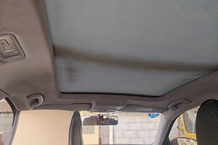 Used Volkswagen C-TREK 2018 230TSI DSG Comfort Model Headliner