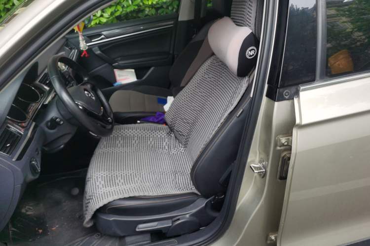 Used Volkswagen C-TREK 2018 230TSI DSG Comfort Model Left Front Seat