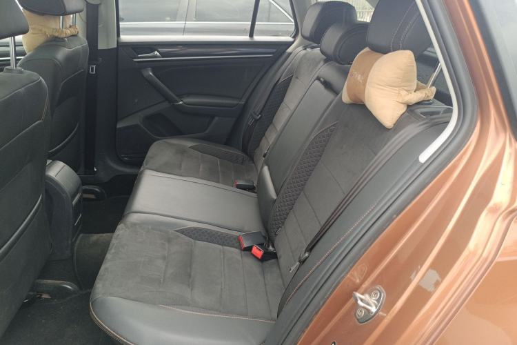 Used Volkswagen C-TREK 2018 1.5L Automatic Luxury Edition Left Rear Seat