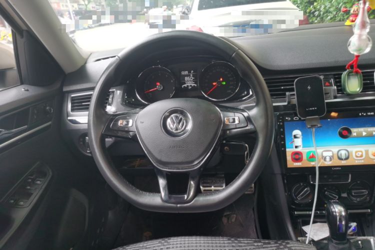 Used Volkswagen C-TREK 2018 230TSI DSG Comfort Model Steering Wheel
