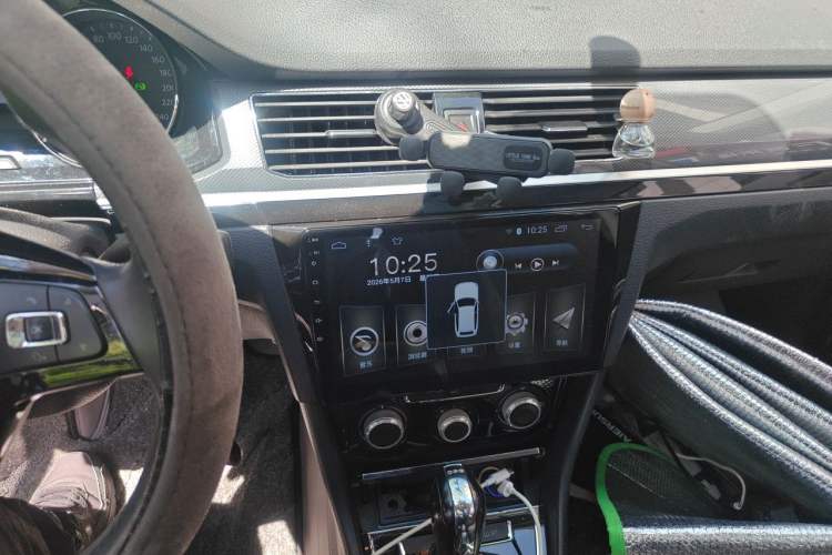 Used Volkswagen C-TREK 2018 230TSI DSG Comfort Model Audio And AC Panel